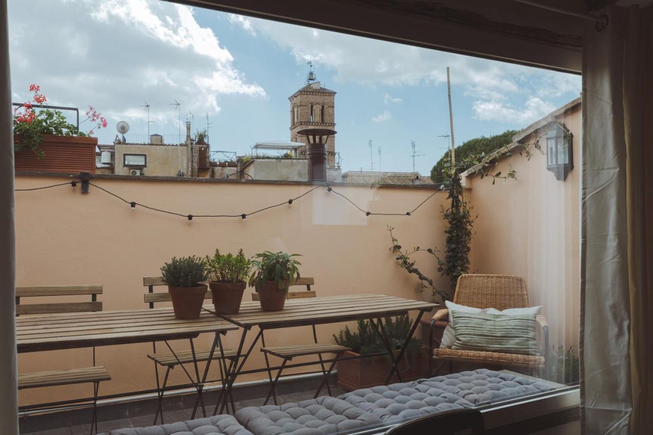 Amazing Apartments With Terrace Or Rooftop In Trastevere, Rome